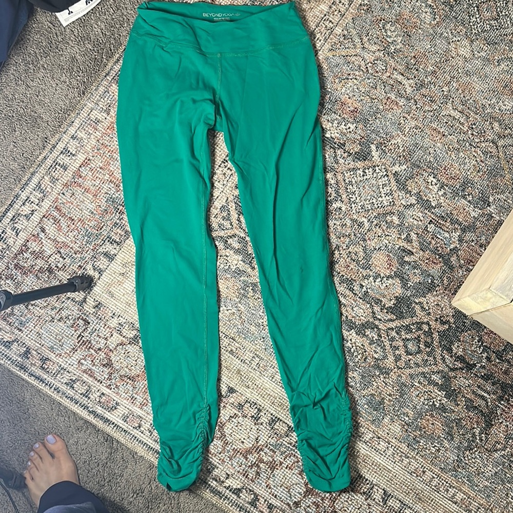 Beyond yoga leggings
